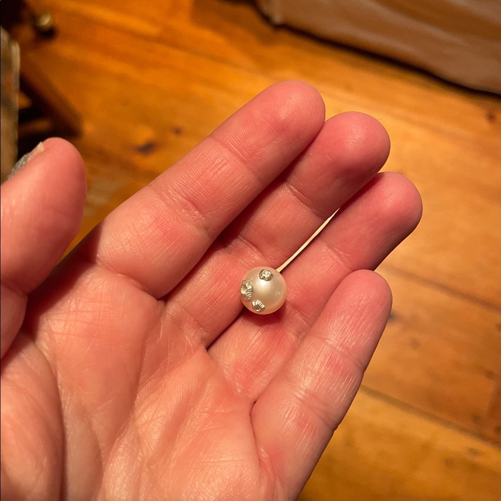 Hannah Blount Fresh Water Pearls with barnacles in silver. Size medium Pearl.